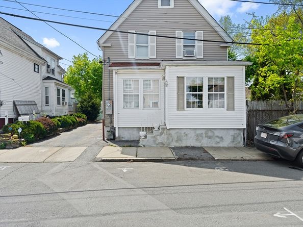 20 Houston St, Lynn MA 01905