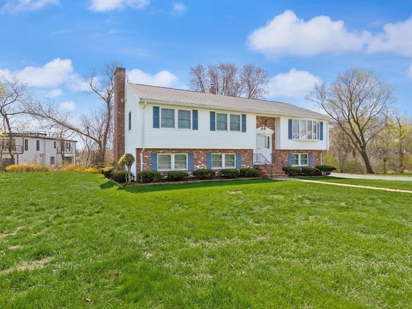 11 Ocean View Drive, Gloucester MA 01930