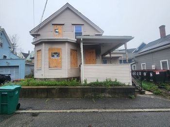 9 Brigham St