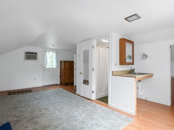14 Mill St, Northborough MA 01532