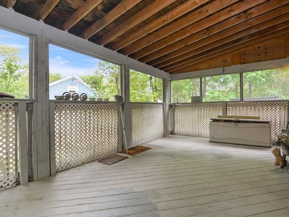14 Mill St, Northborough MA 01532