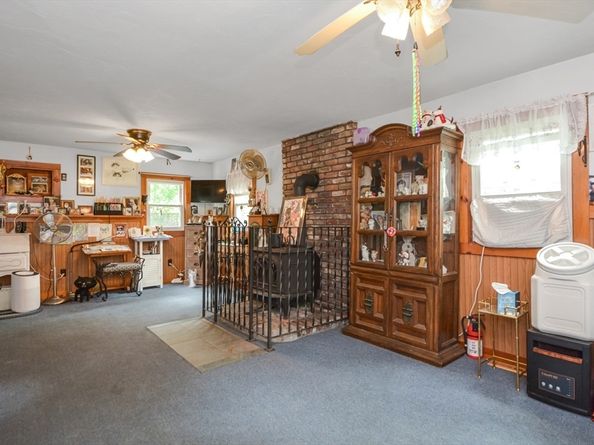 14 Mill St, Northborough MA 01532