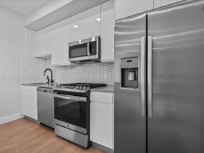277 Border St 502, Boston MA 02128