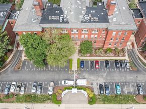 54 Forest St 411, Medford MA 02155