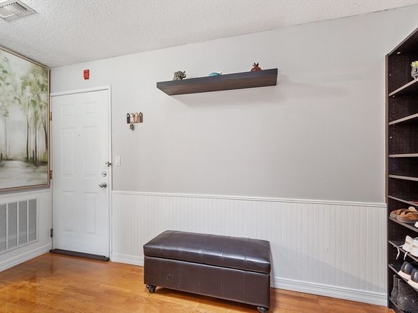 54 Forest St 411, Medford MA 02155