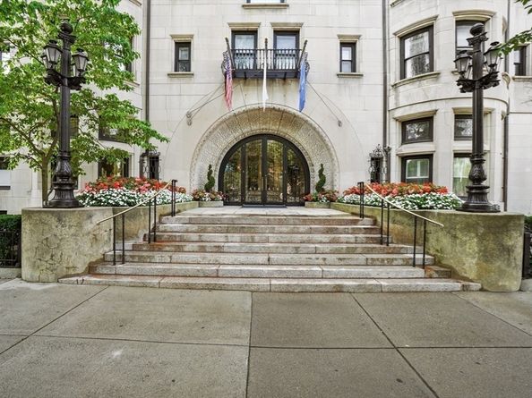 416 Commonwealth Ave 504, Boston MA 02215