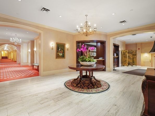 416 Commonwealth Ave 504, Boston MA 02215