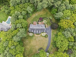 111 Elm St, Medfield MA 02052