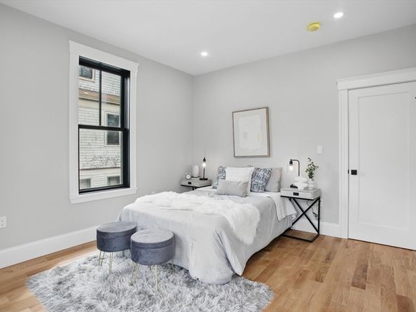 61 Lyndhurst St A, Boston MA 02124