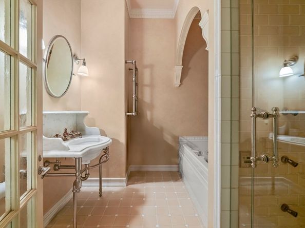 357 Beacon Street 2, Boston MA 02116