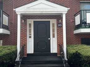20 Colonial Drive 3, Andover MA 01810
