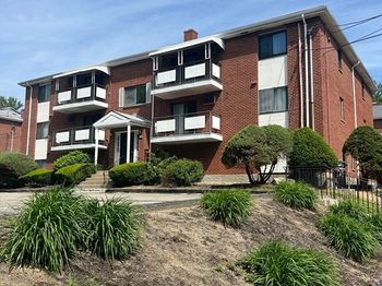 20 Colonial Drive