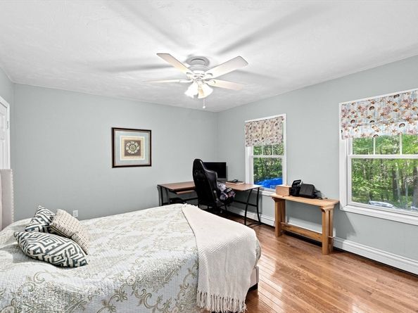 480 Ferry St, Marshfield MA 02050