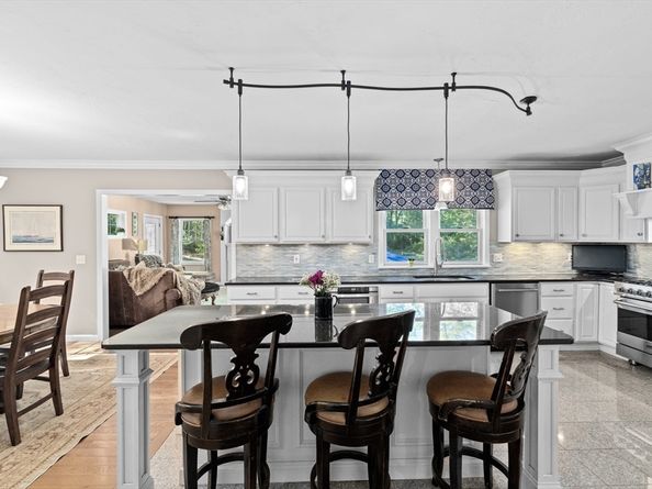 480 Ferry St, Marshfield MA 02050