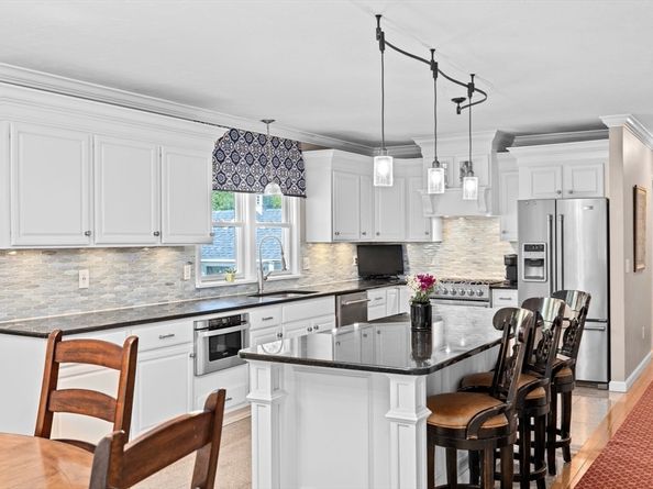 480 Ferry St, Marshfield MA 02050