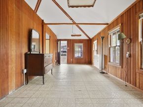7 Crescent Pl, Wareham MA 02558