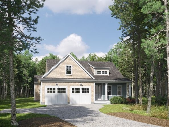2 Betts Way, Falmouth MA 02536