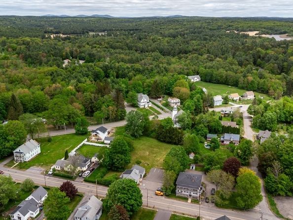 18 Main St, Templeton MA 01468