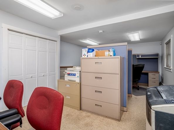 18 Main St, Templeton MA 01468