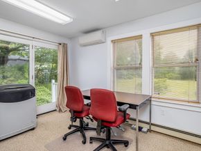 18 Main St, Templeton MA 01468