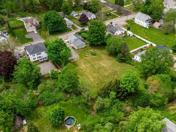 18 Main St, Templeton MA 01468