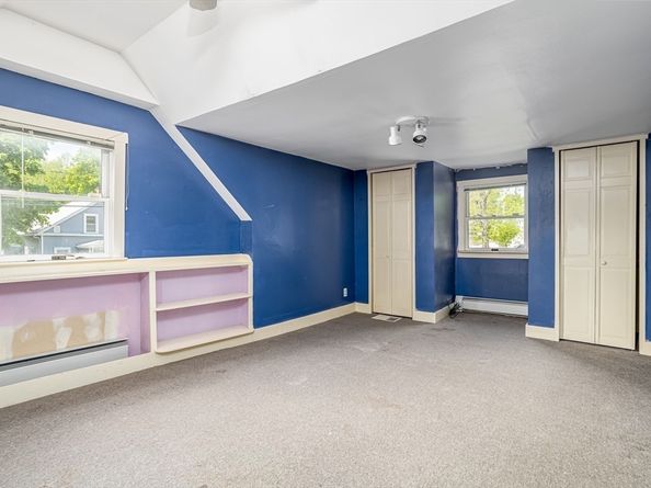 18 Main St, Templeton MA 01468