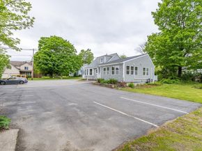 18 Main St, Templeton MA 01468
