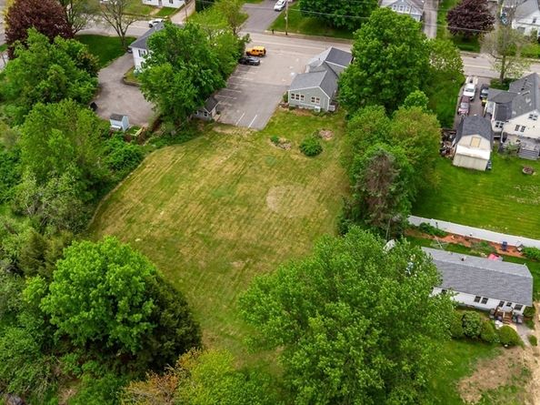 18 Main St, Templeton MA 01468