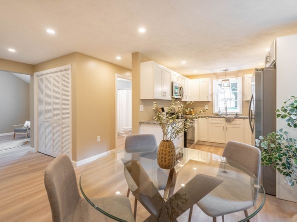 22 Mountain Brook Road, Sturbridge MA 01566