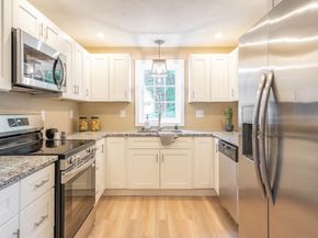 22 Mountain Brook Road, Sturbridge MA 01566