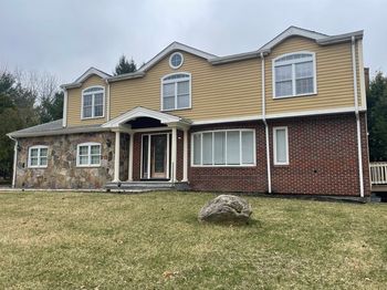 243 Weatherbee Dr