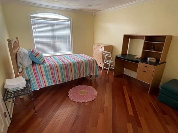 243 Weatherbee Dr, Westwood MA 02090