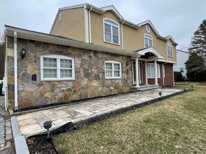 243 Weatherbee Dr, Westwood MA 02090