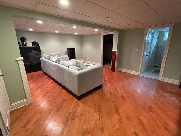 243 Weatherbee Dr, Westwood MA 02090