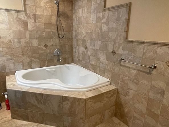 243 Weatherbee Dr, Westwood MA 02090