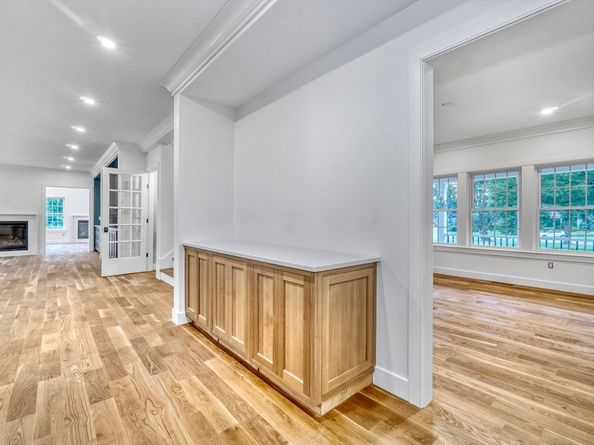 11 Viking Rd, Winchester MA 01890