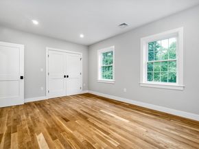 11 Viking Rd, Winchester MA 01890