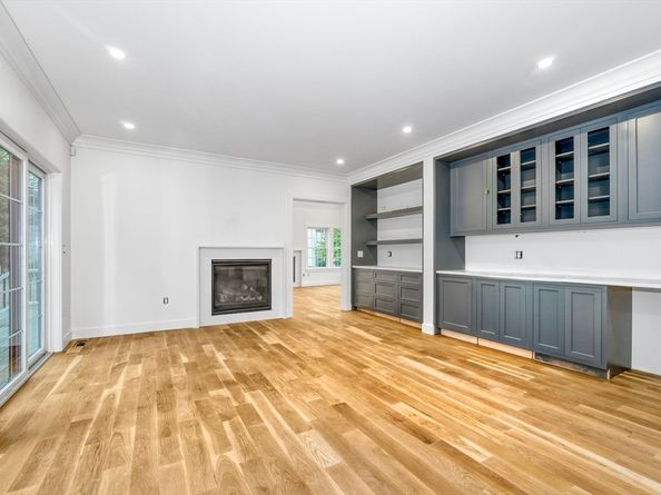 11 Viking Rd, Winchester MA 01890