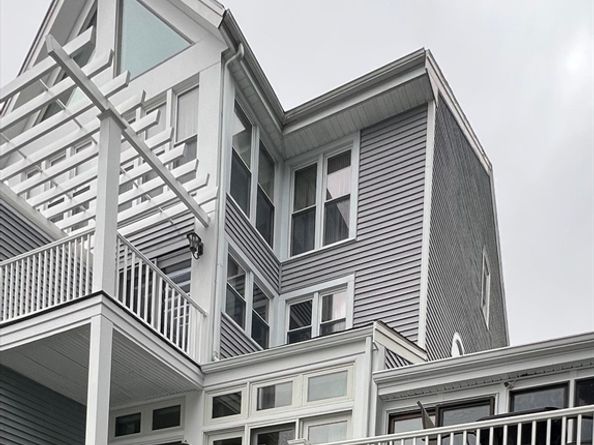 22 Union Point Rd 22, Webster MA 01570
