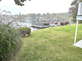 22 Union Point Rd 22, Webster MA 01570