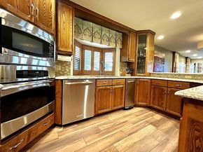 22 Union Point Rd 22, Webster MA 01570