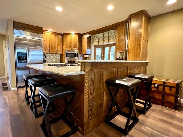 22 Union Point Rd 22, Webster MA 01570