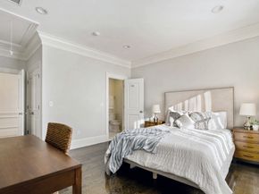 42 Sunhill Ln, Newton MA 02459