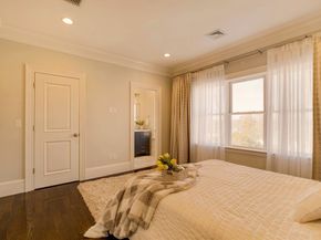 42 Sunhill Ln, Newton MA 02459