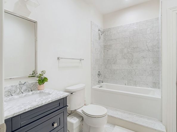 42 Sunhill Ln, Newton MA 02459