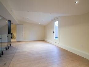 883 Greendale Ave, Needham MA 02492