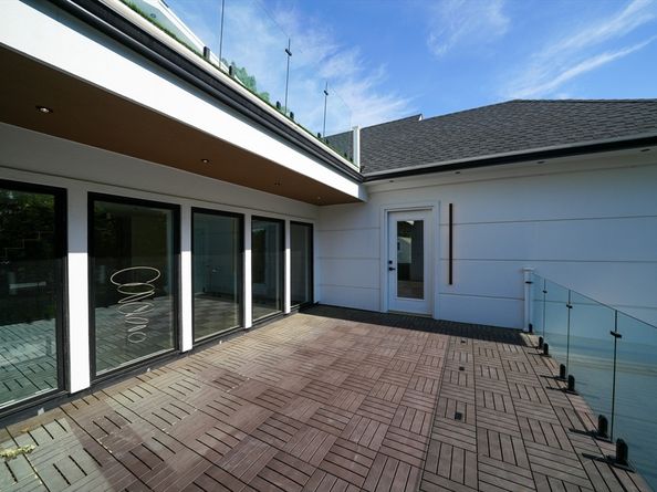 883 Greendale Ave, Needham MA 02492