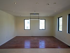 883 Greendale Ave, Needham MA 02492
