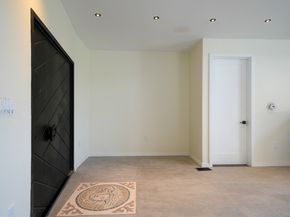 883 Greendale Ave, Needham MA 02492