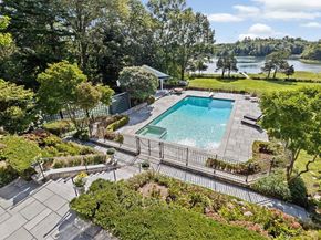 30 Black Horse Ln, Cohasset MA 02025